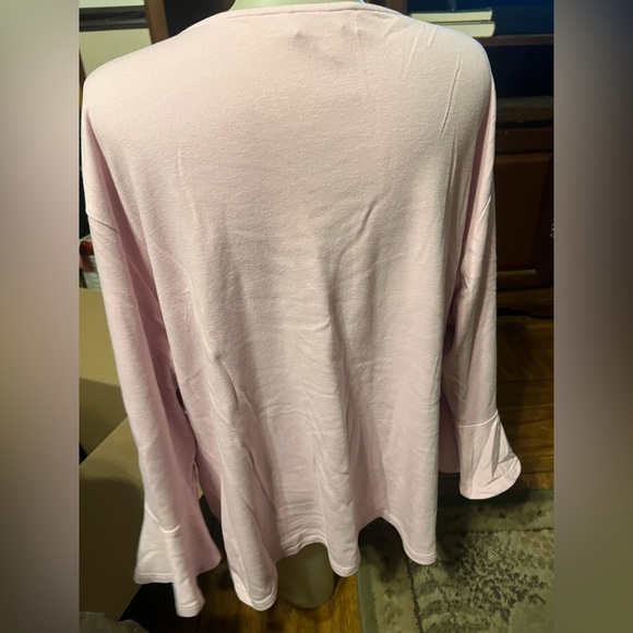 Chic Pink Crochet Detail Long Sleeve Top - Picture 3 of 4